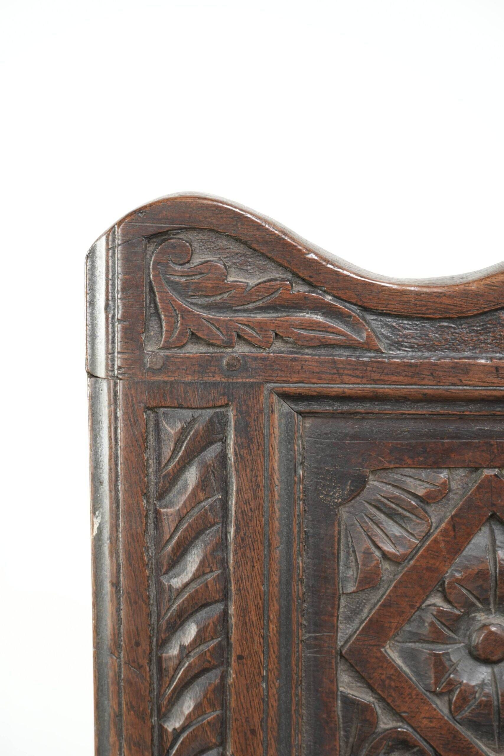 Unique 18th-century English oak wainscot chair with amazing woodcarving