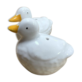Salt and pepper shaker in duck-shaped earthenware