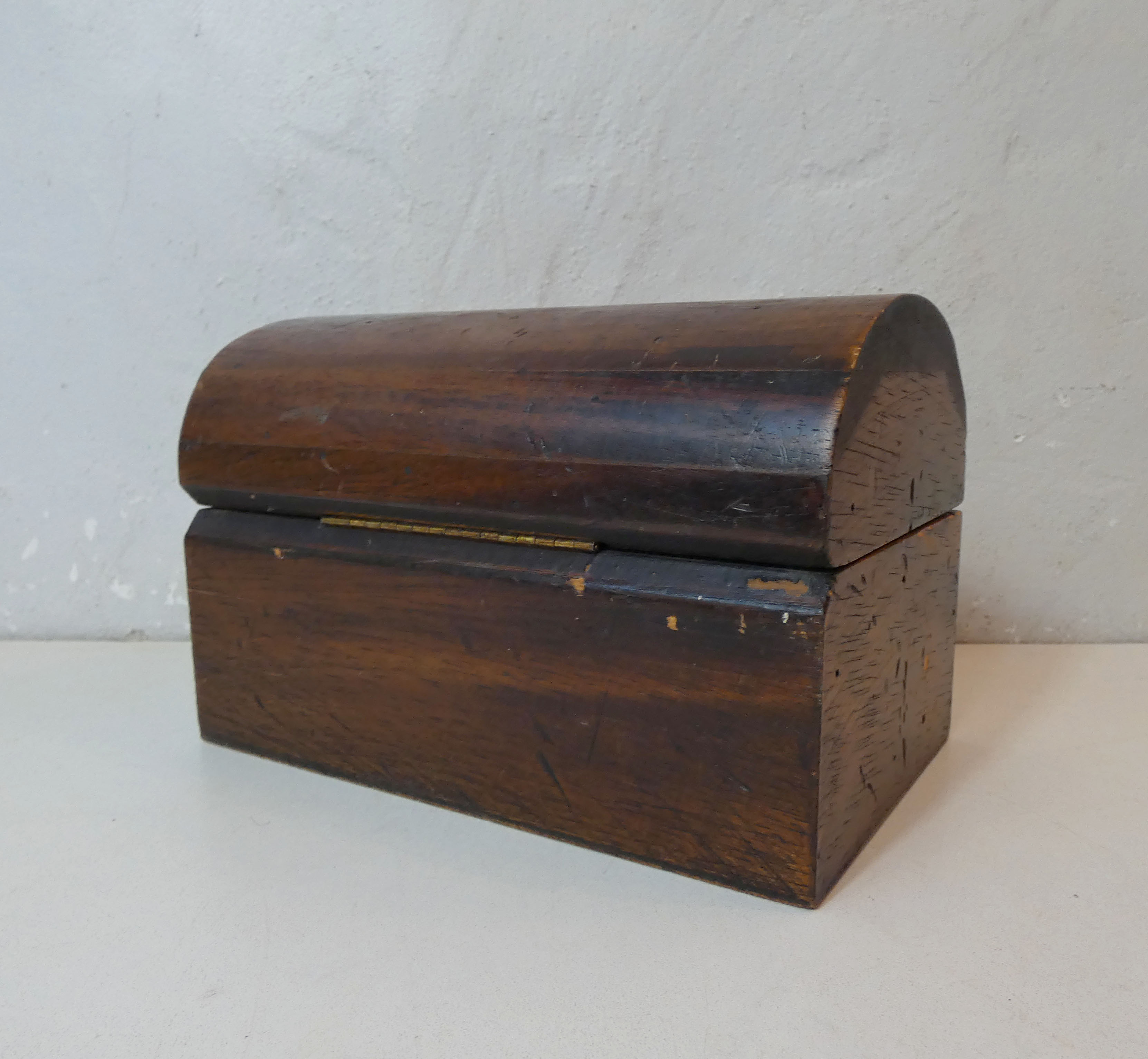 old wooden box vintage jewelry box
