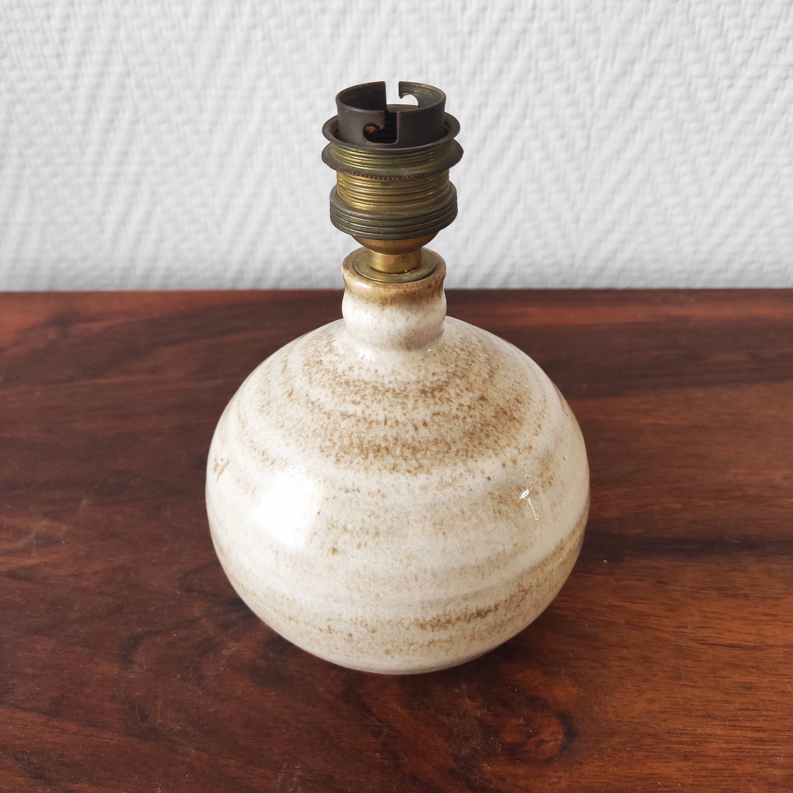 Vintage ceramic ball lamp