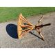 Table vintage en rotin et plateau noisetier