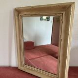 Miroir en bois couleur ivoire effet vieilli