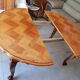 Extendable round table Louis XV style with its 2 extensions