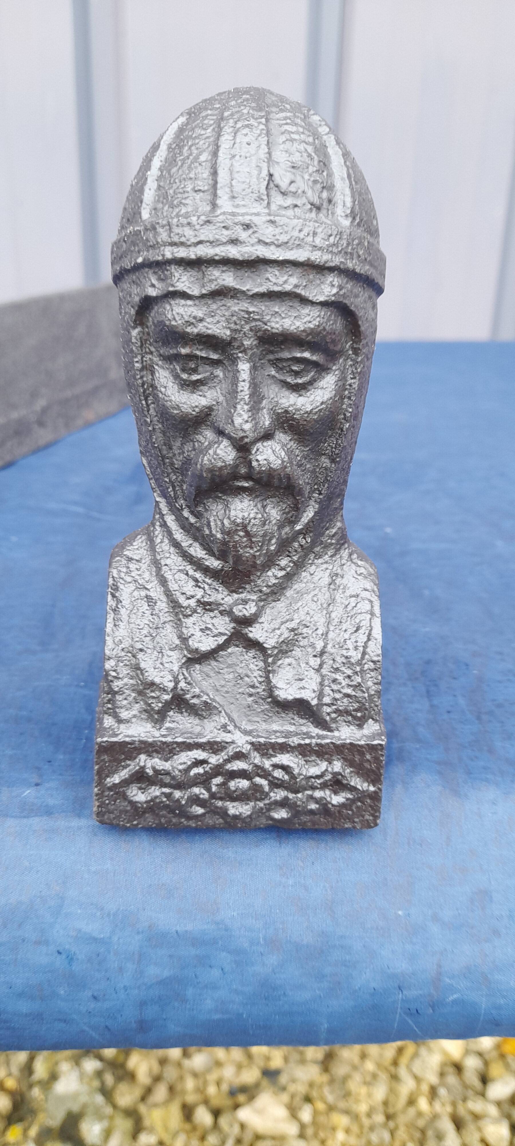 Paire de chenets en fonte