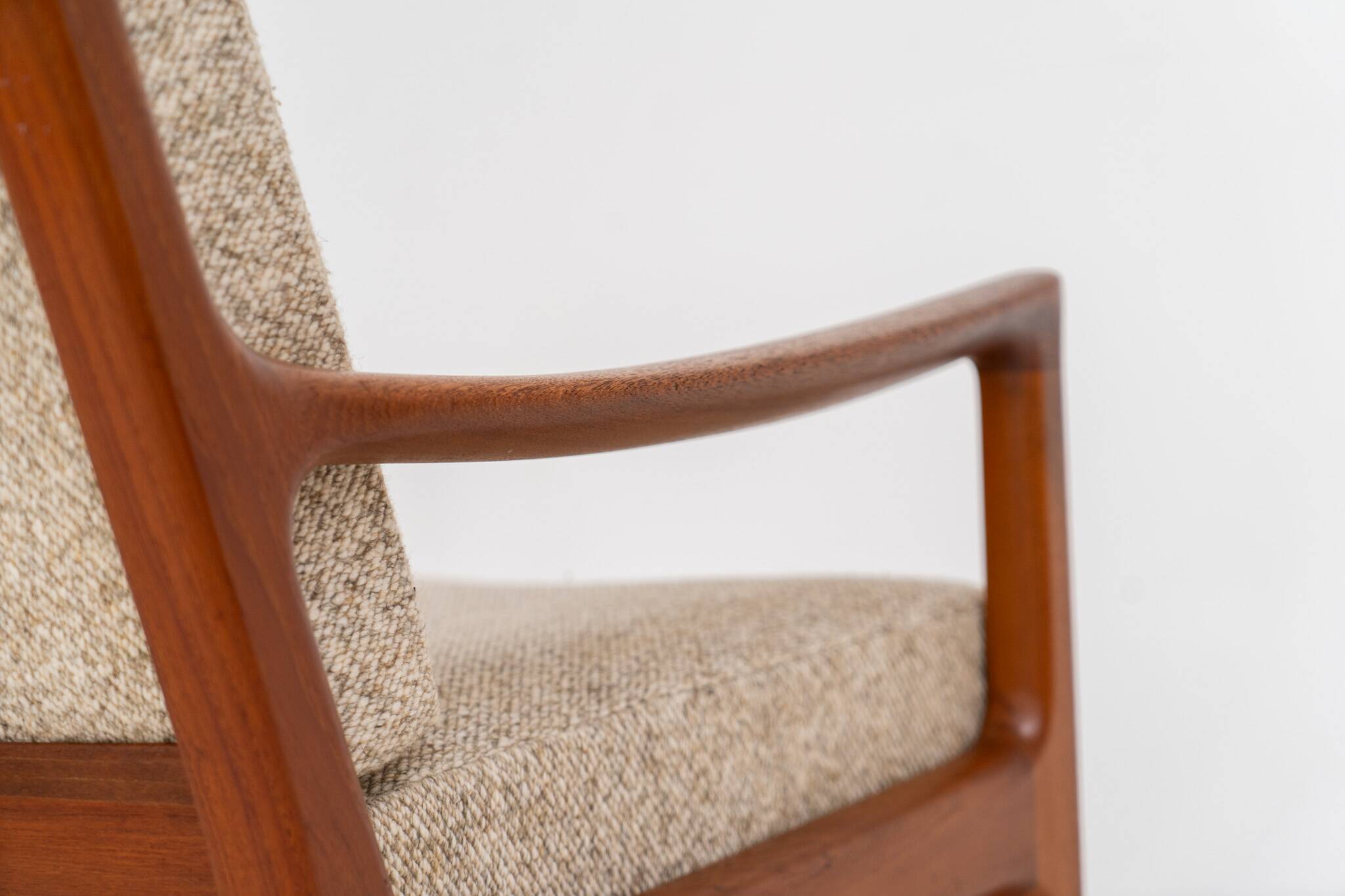 Pair of “Senator” easy chairs by Ole Wanscher for France & Son