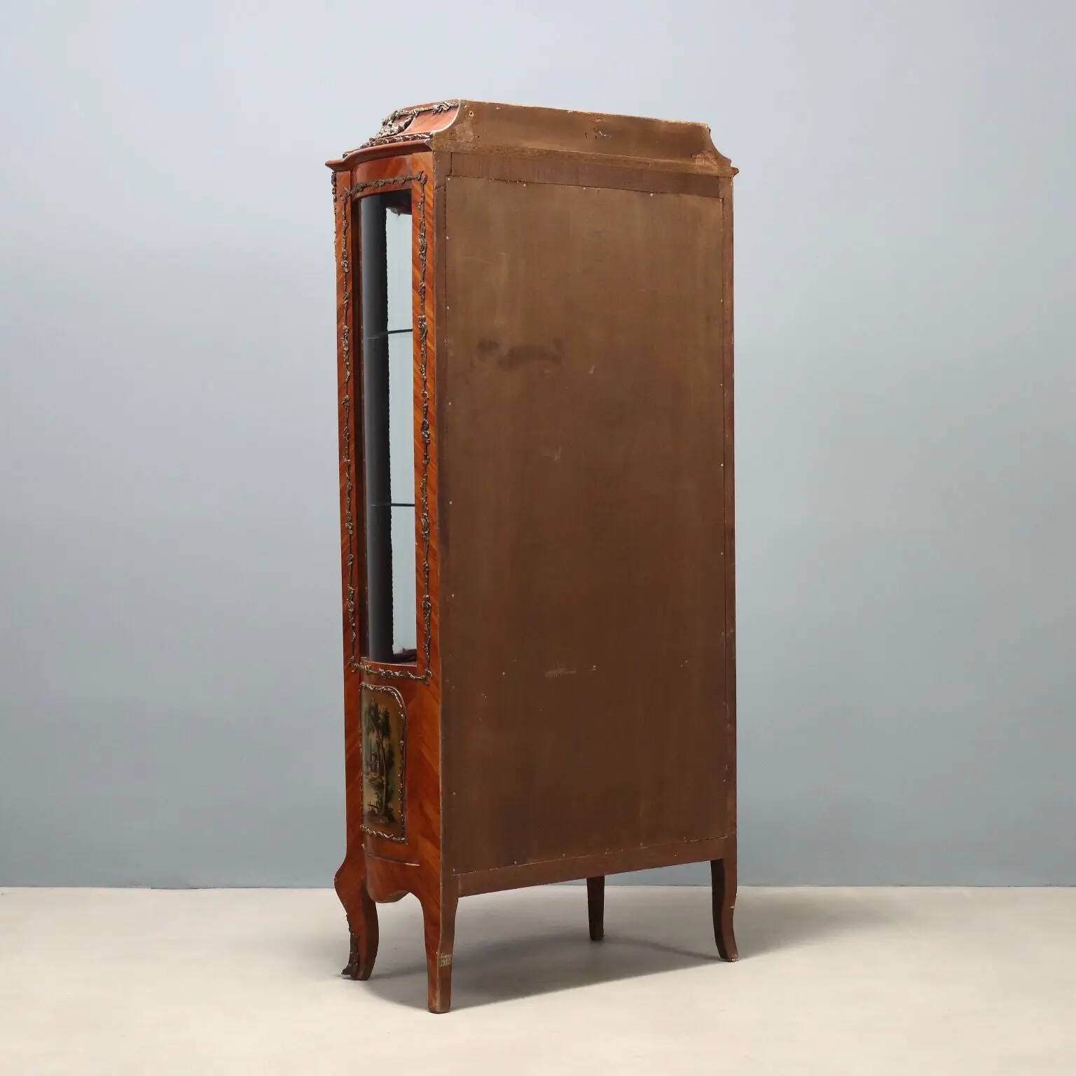Antique rosewood display cabinet, baroque style, Italy, 20th century.