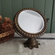 Small tabletop psyché mirror in brass