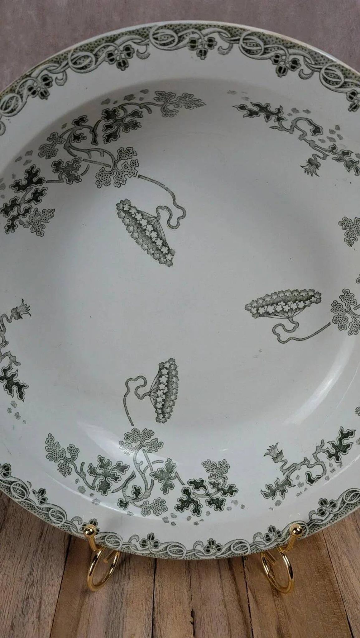 Antique shallow dish Saint-Amand – Ironstone – Modern Style model