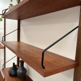 Wall unit by P. Cadobvius