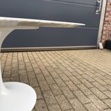 Original round dining table Knoll Tulip (137cm) Carrara