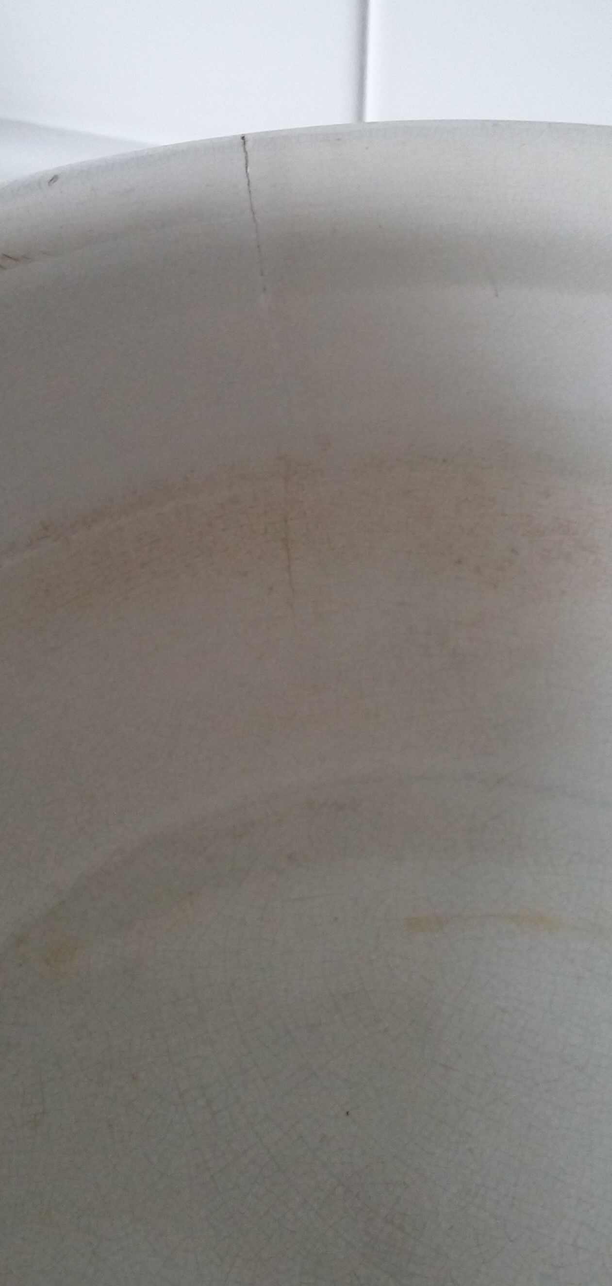 Plat en faïence de St Amand