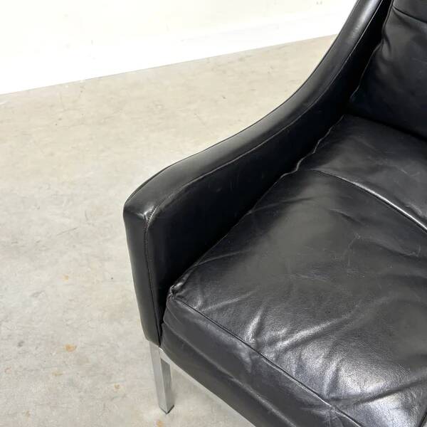 Canapé 2 places en cuir de style Bauhaus, milieu du XXe siècle, années 1960