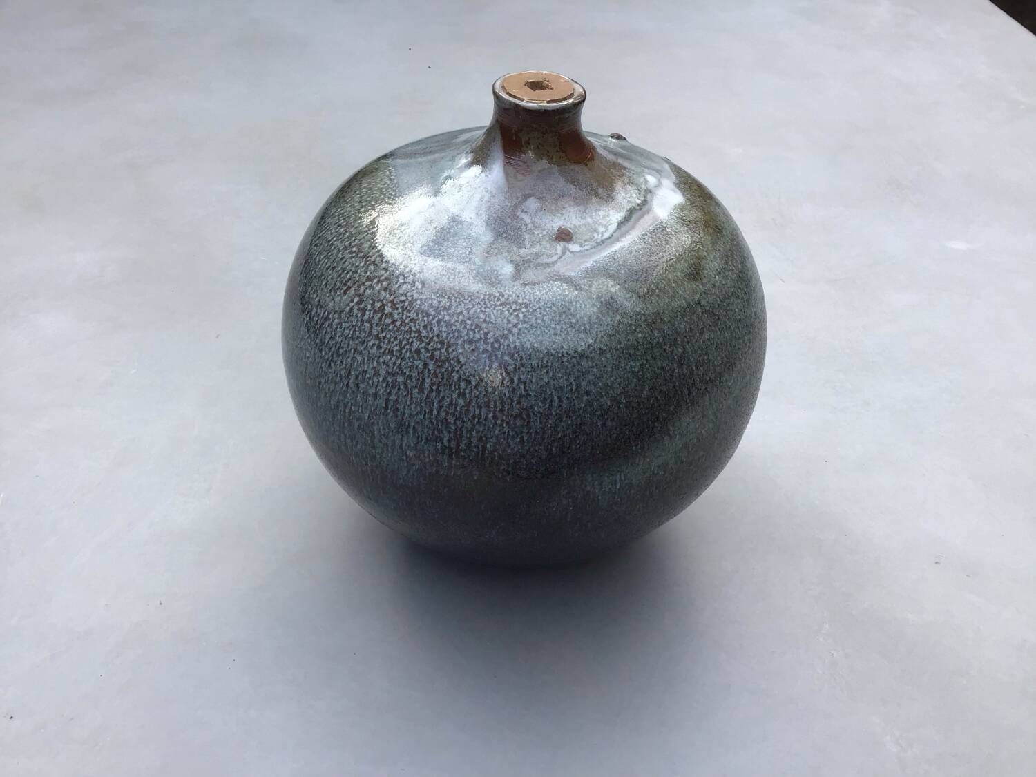 Ceramic ball lamp base