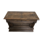 Coffre ancien en bois sculpté, style Renaissance