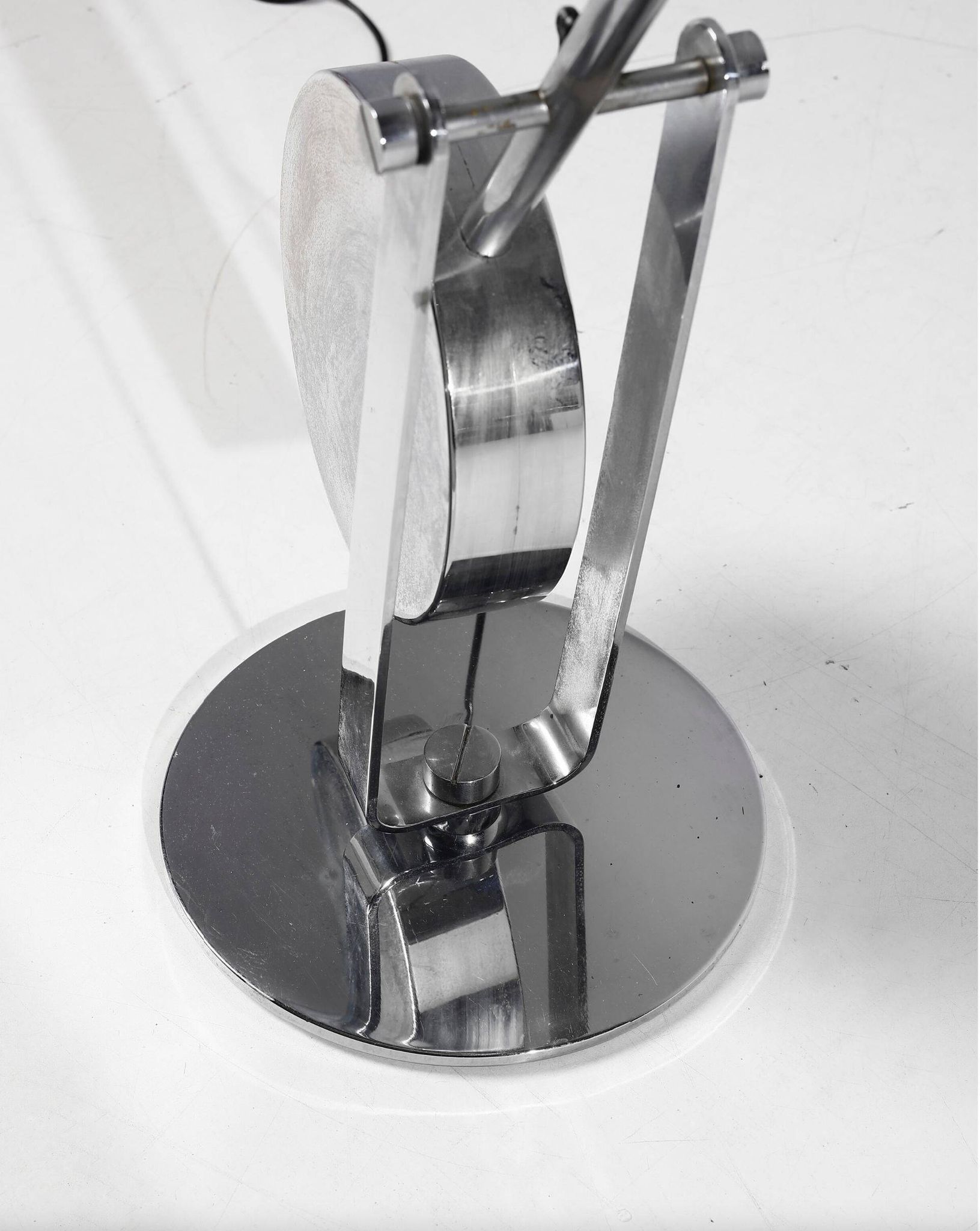 Oversized chrome lamp with counterweight Anonymous Italia, 1970