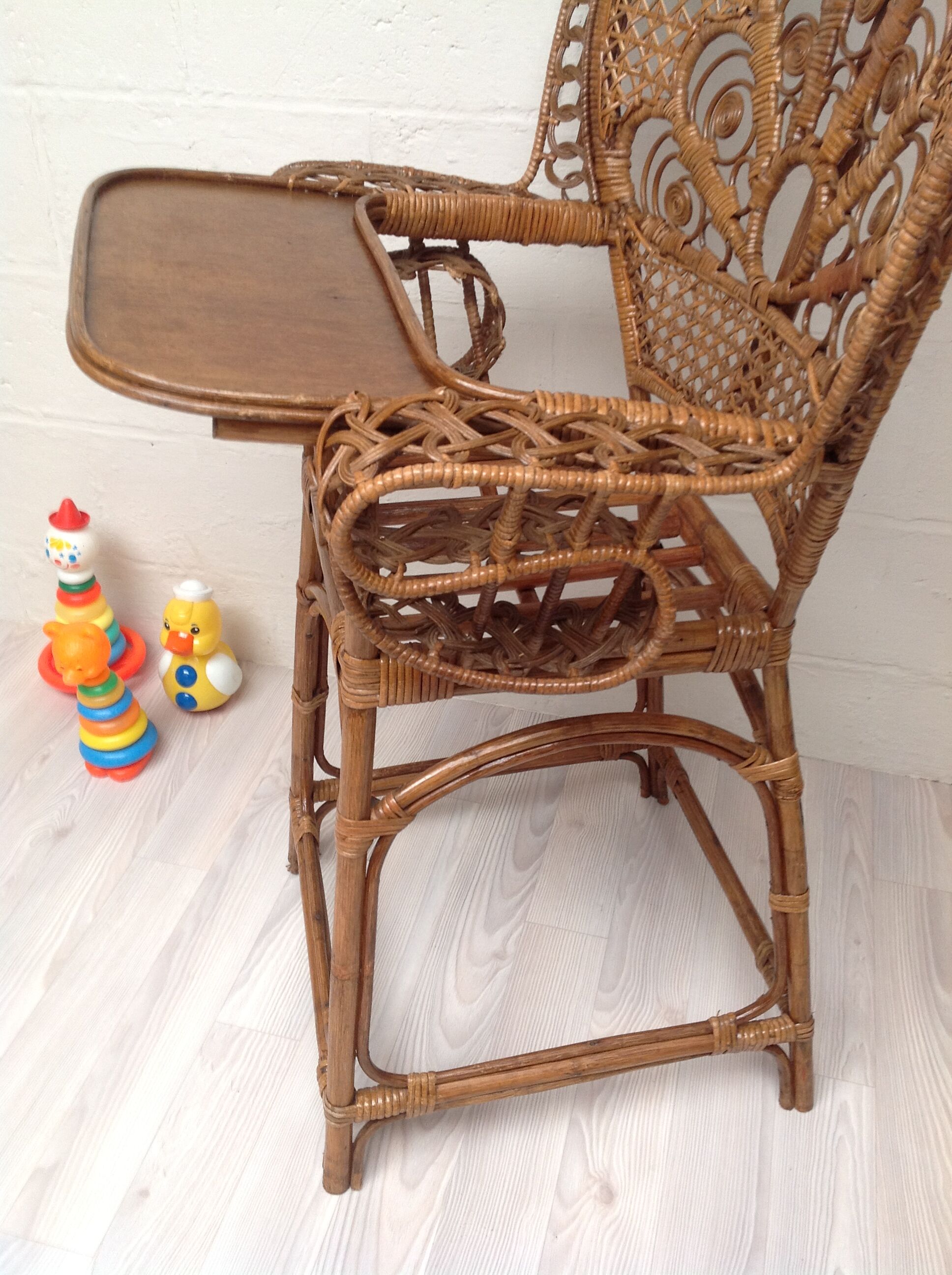Chaise haute rotin Peacock