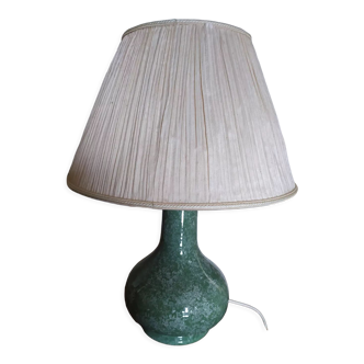 Lampe de table en céramique effet marbre vert