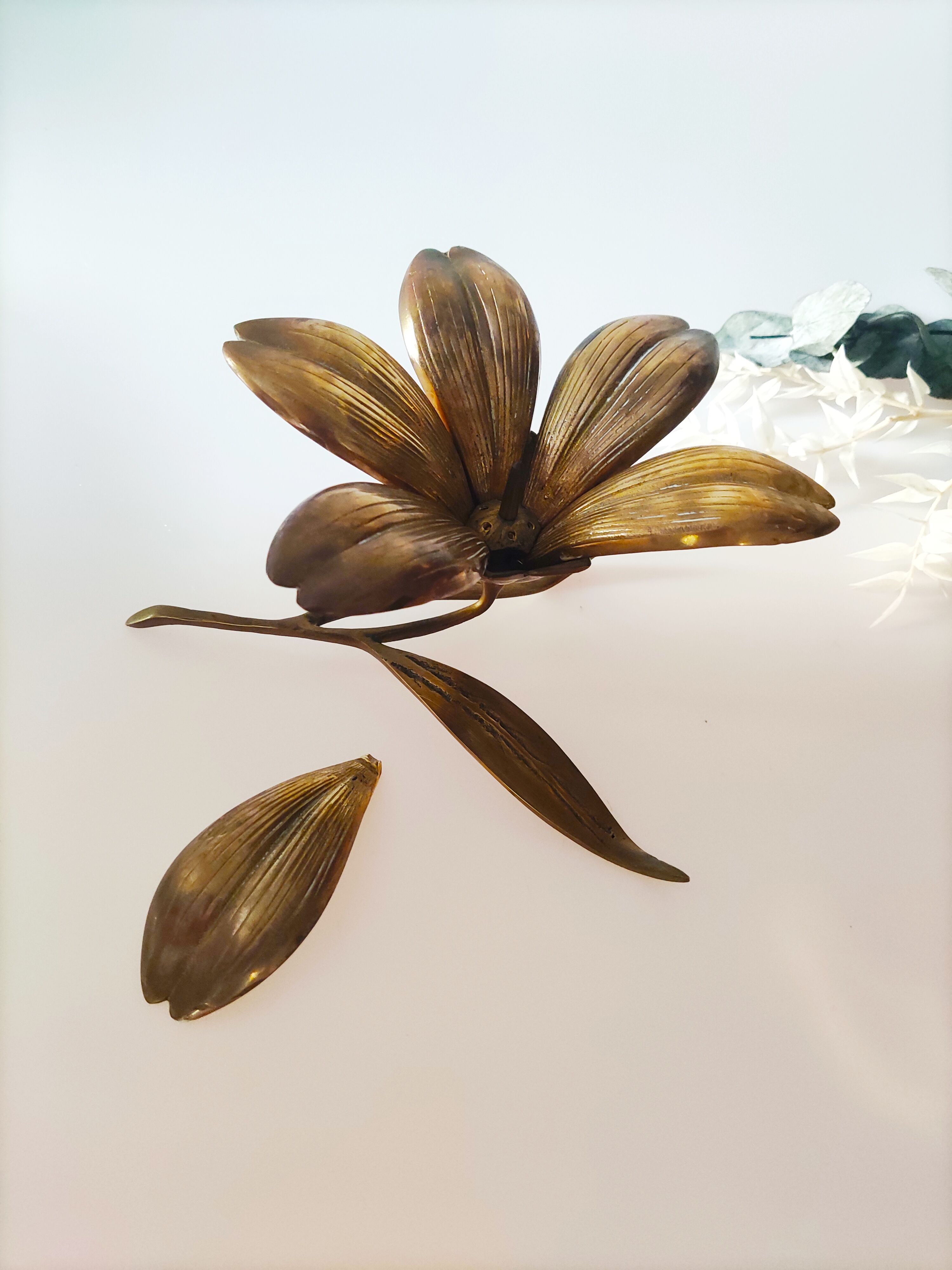 Flower brass ashtray year 70