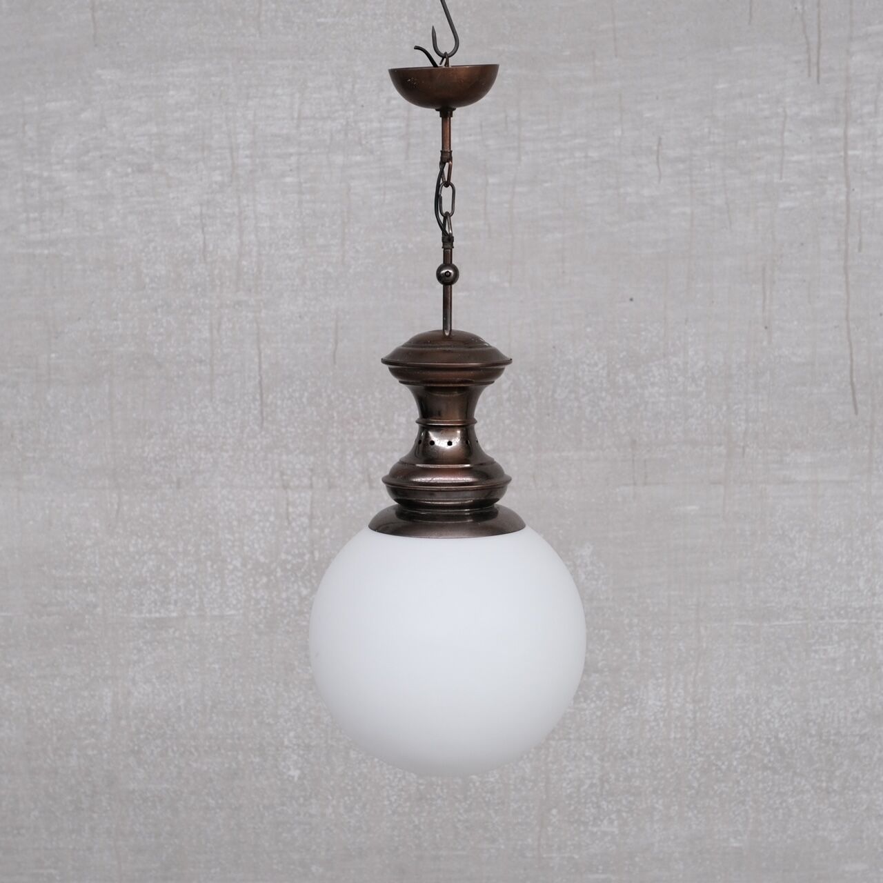 Italian mid-century brass and glass pendant light