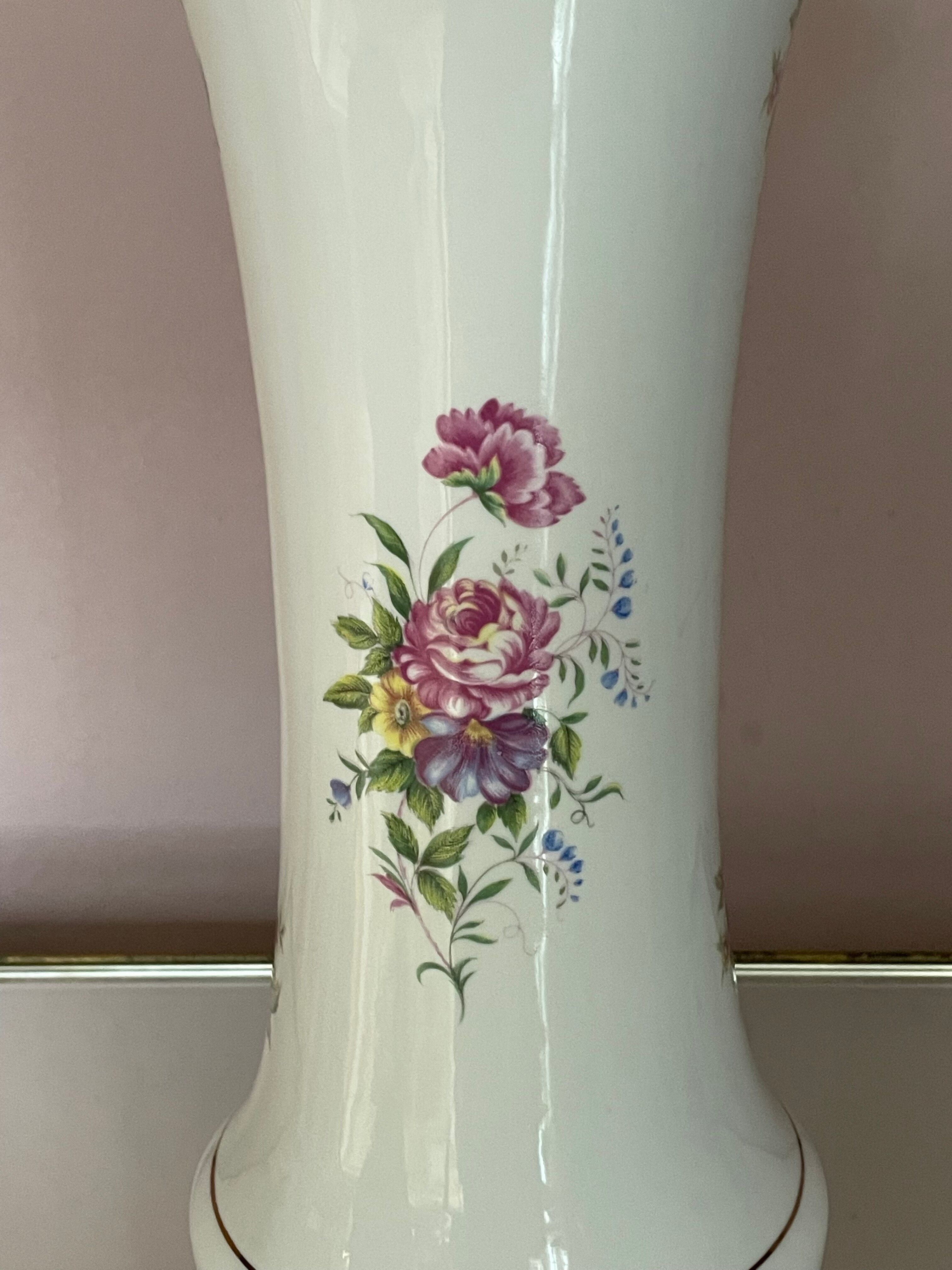 Large Hollohàza porcelain vase with floral motifs