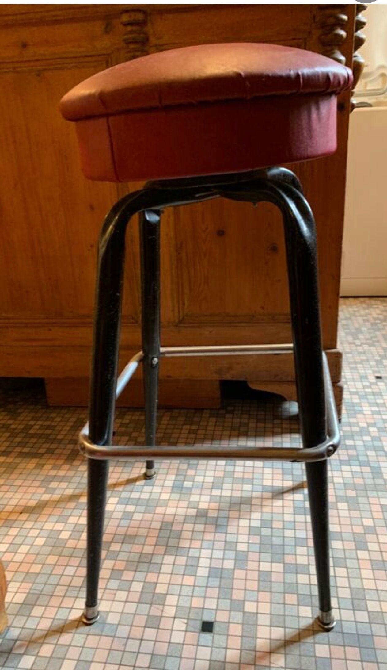 Set of two bar stools