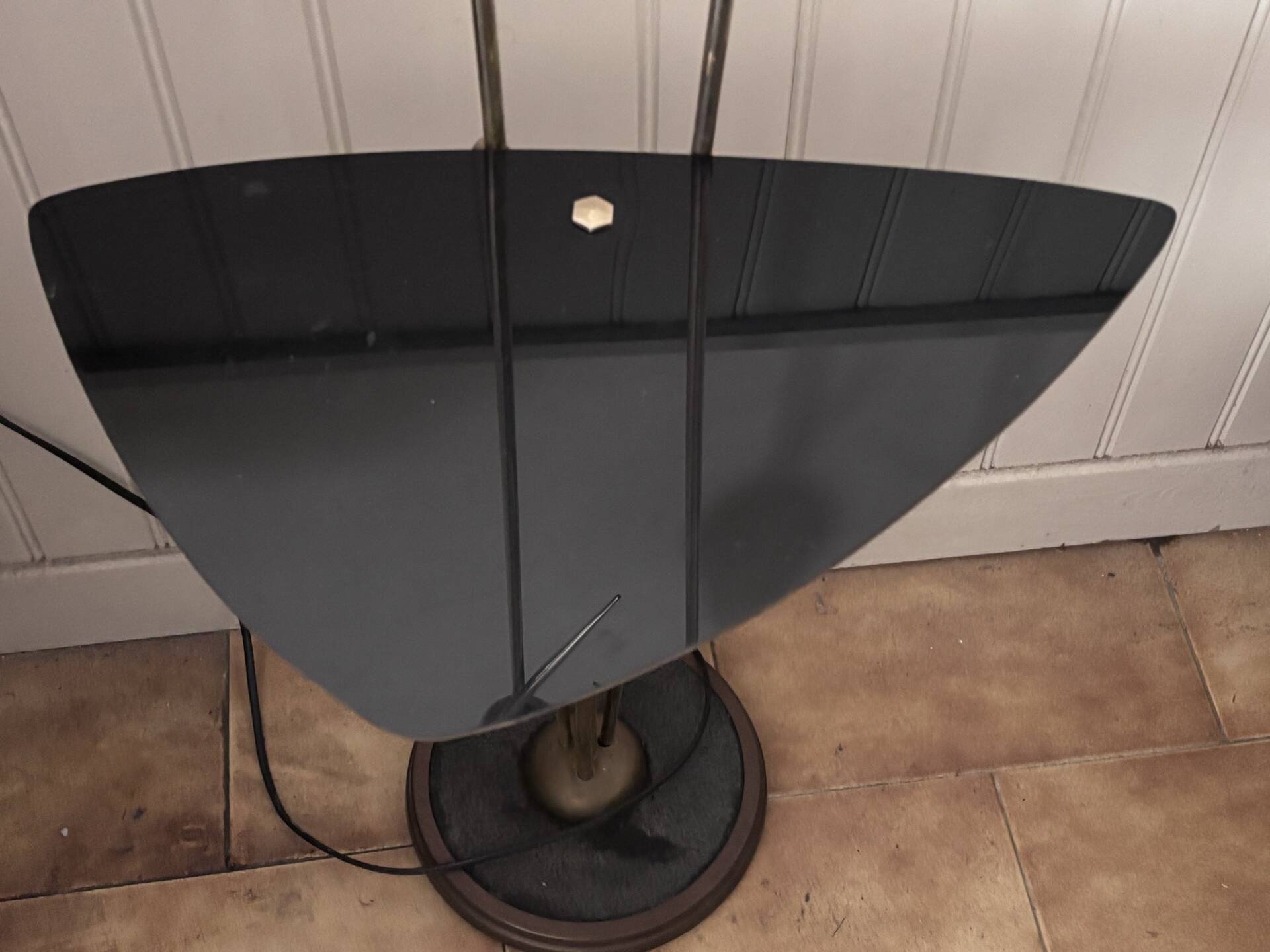 1950s Modernist Floor Lamp with Reading Light, brass and filigree glass.