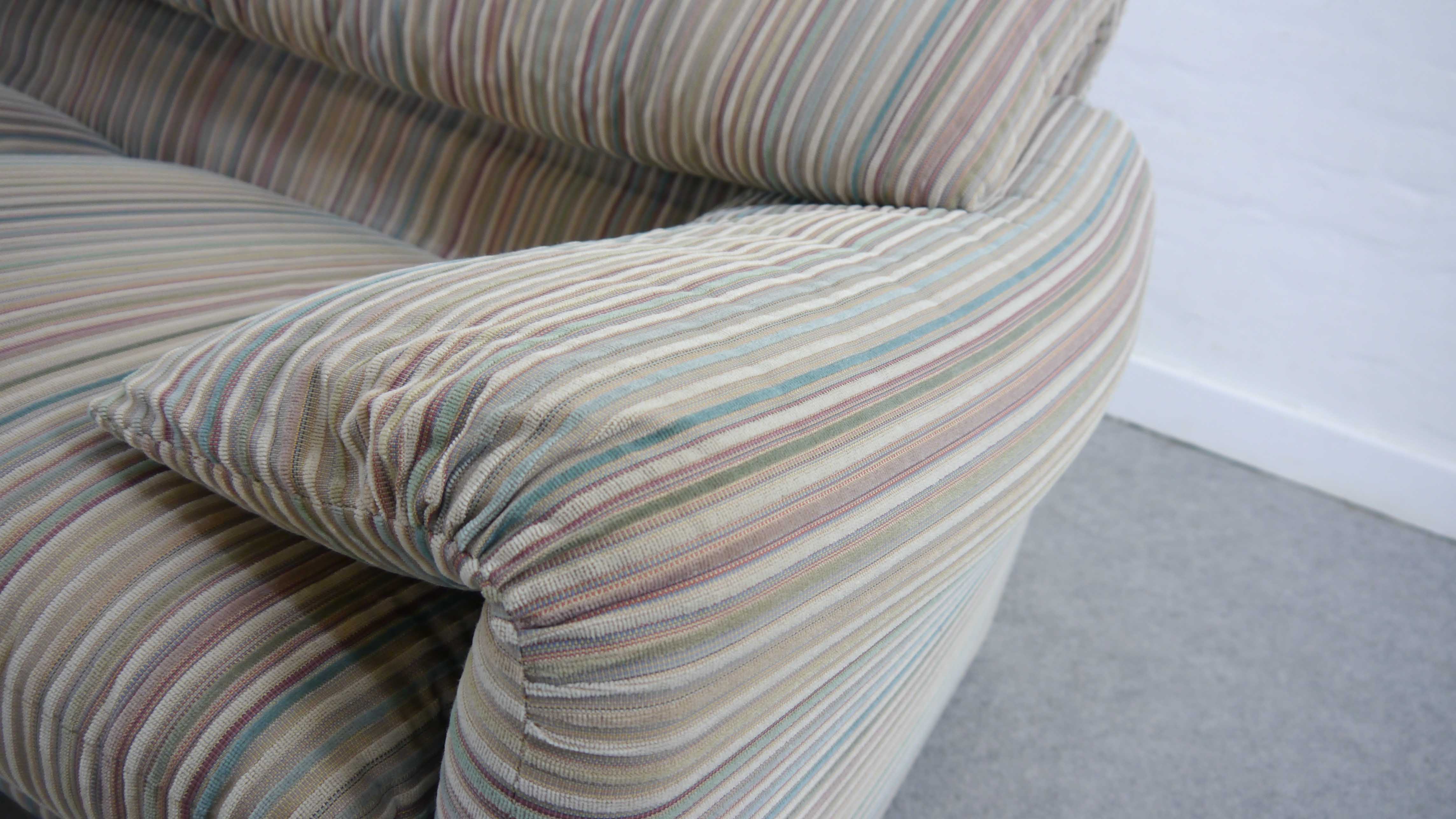 Cassina Maralunga 3-seat sofa by Vico Magistretti in striped colored fabrics