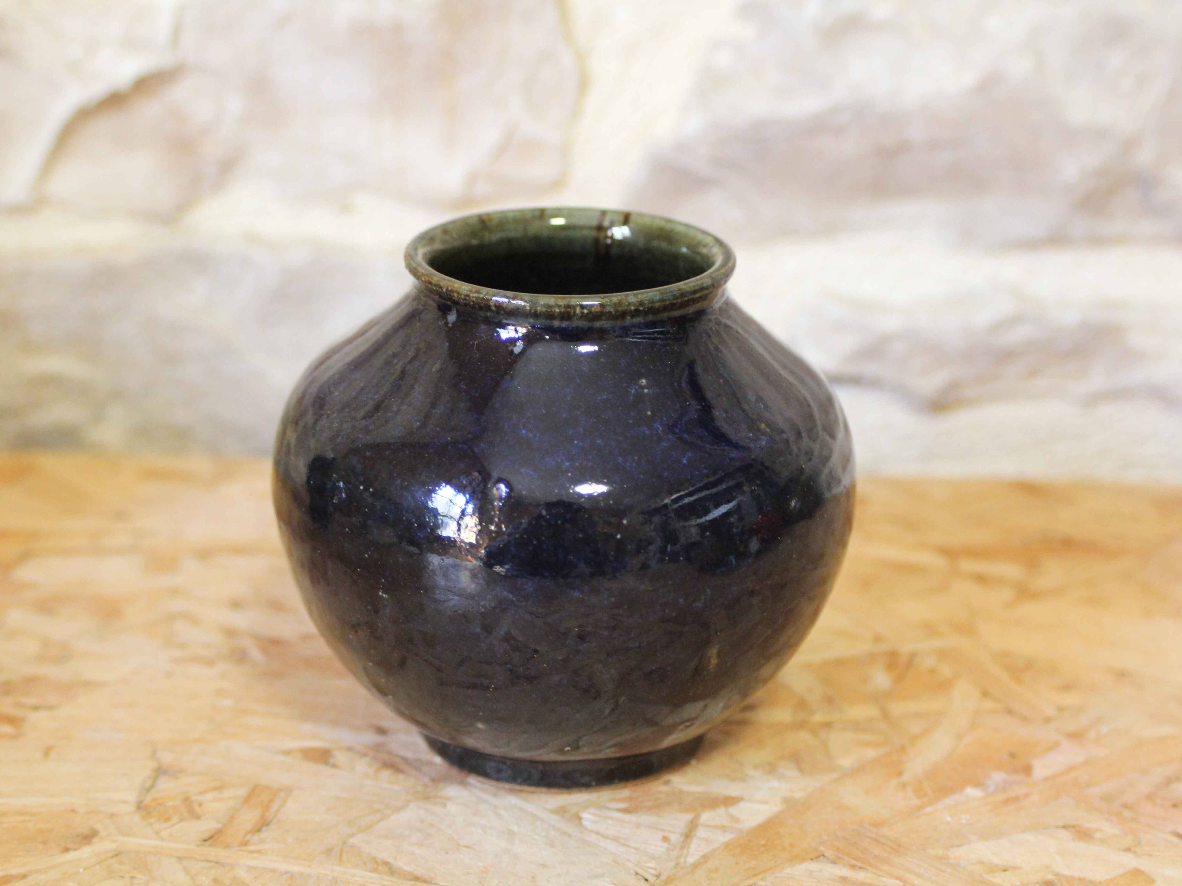 Small glazed stoneware vase signed