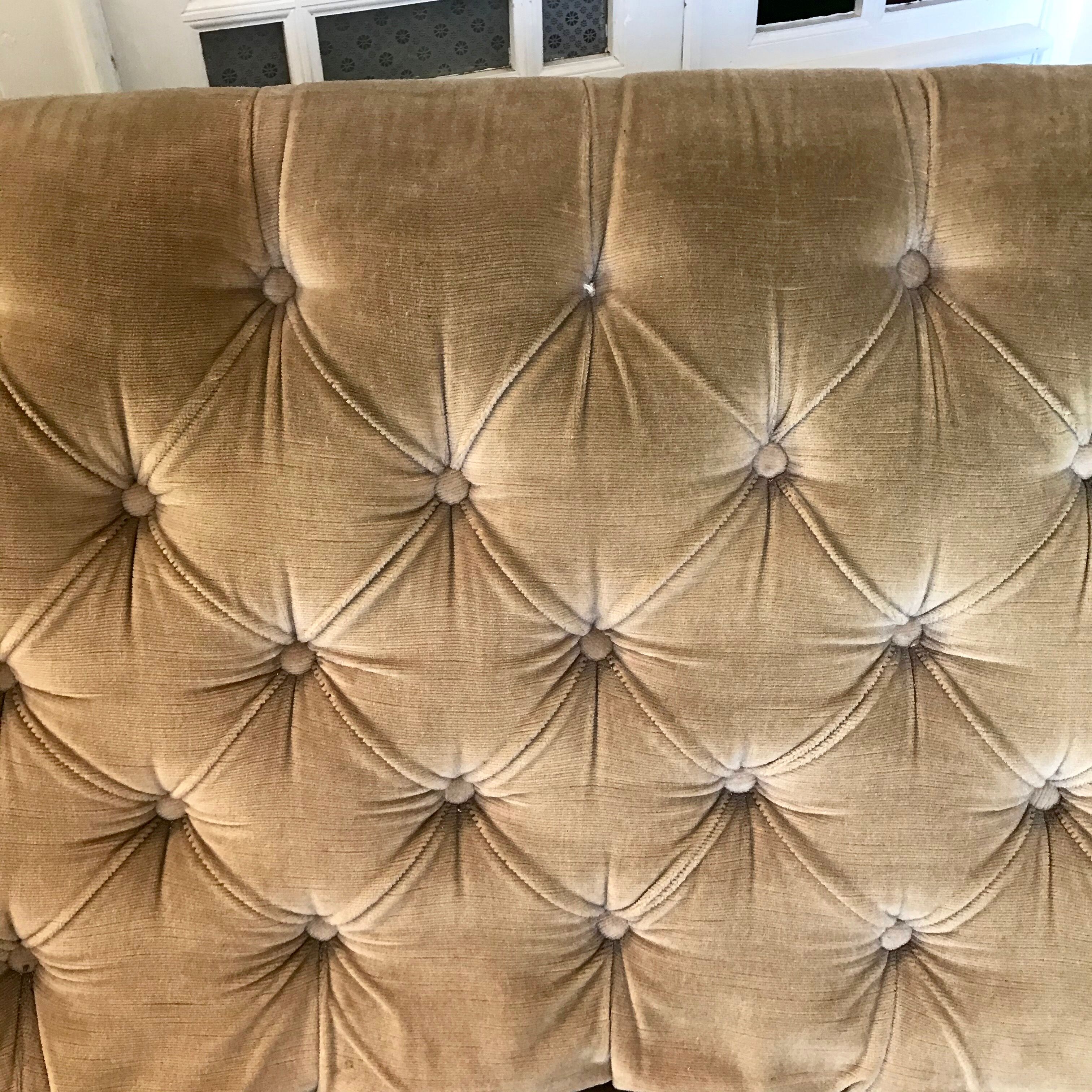 Khaki green toad sofa