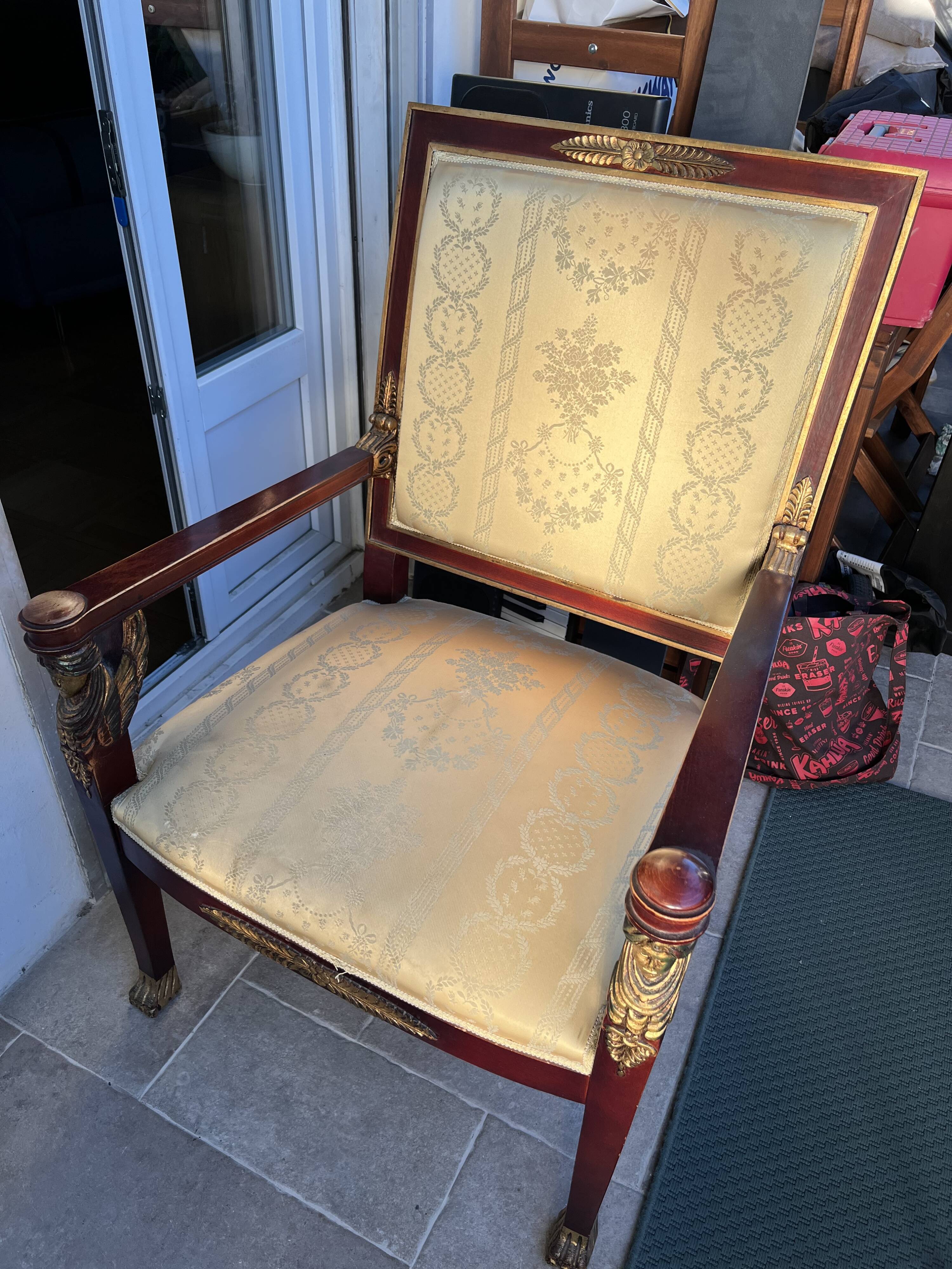 Armchair empire golden satin fabric