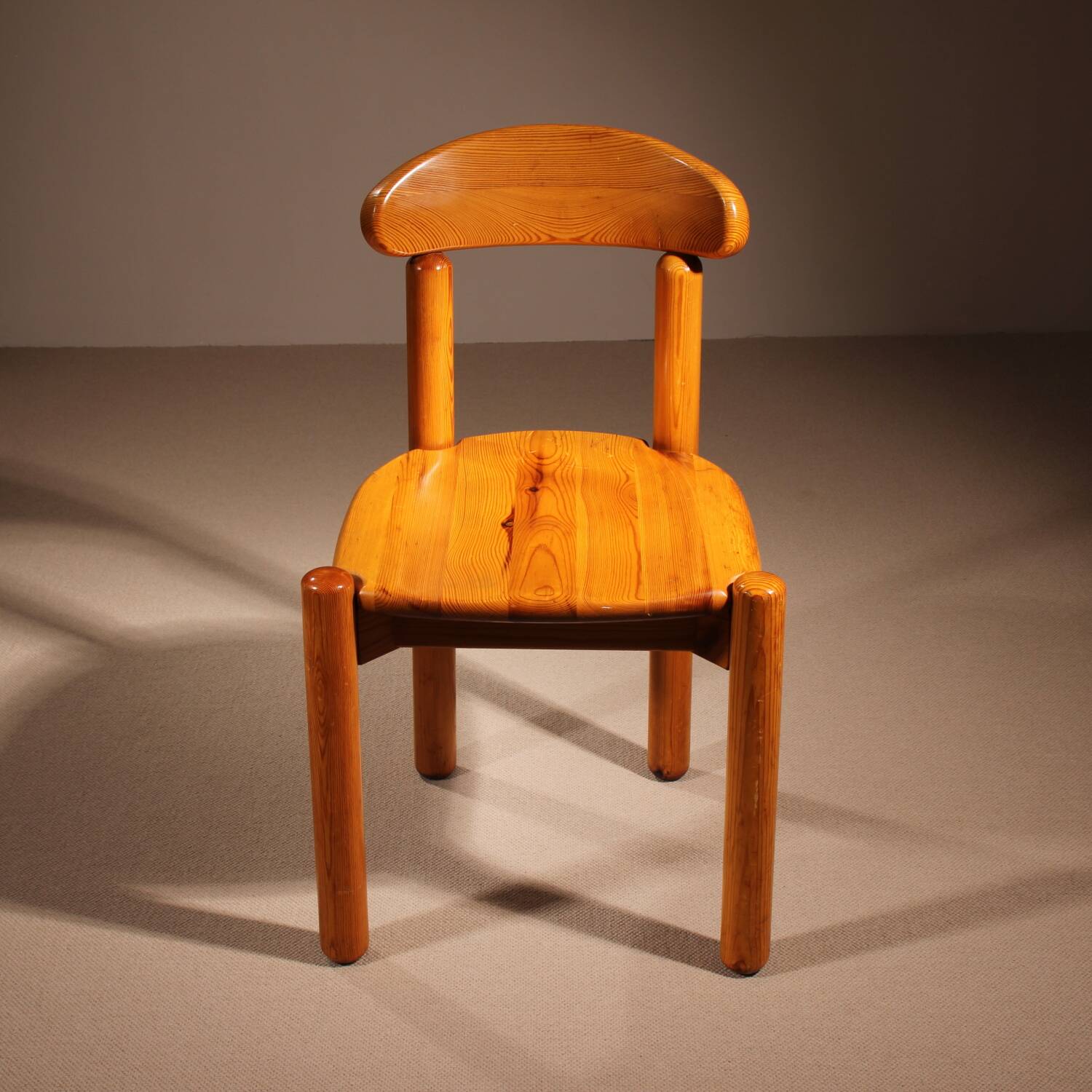 Six Dining Chairs in Pine Wood | Italy 1980s
