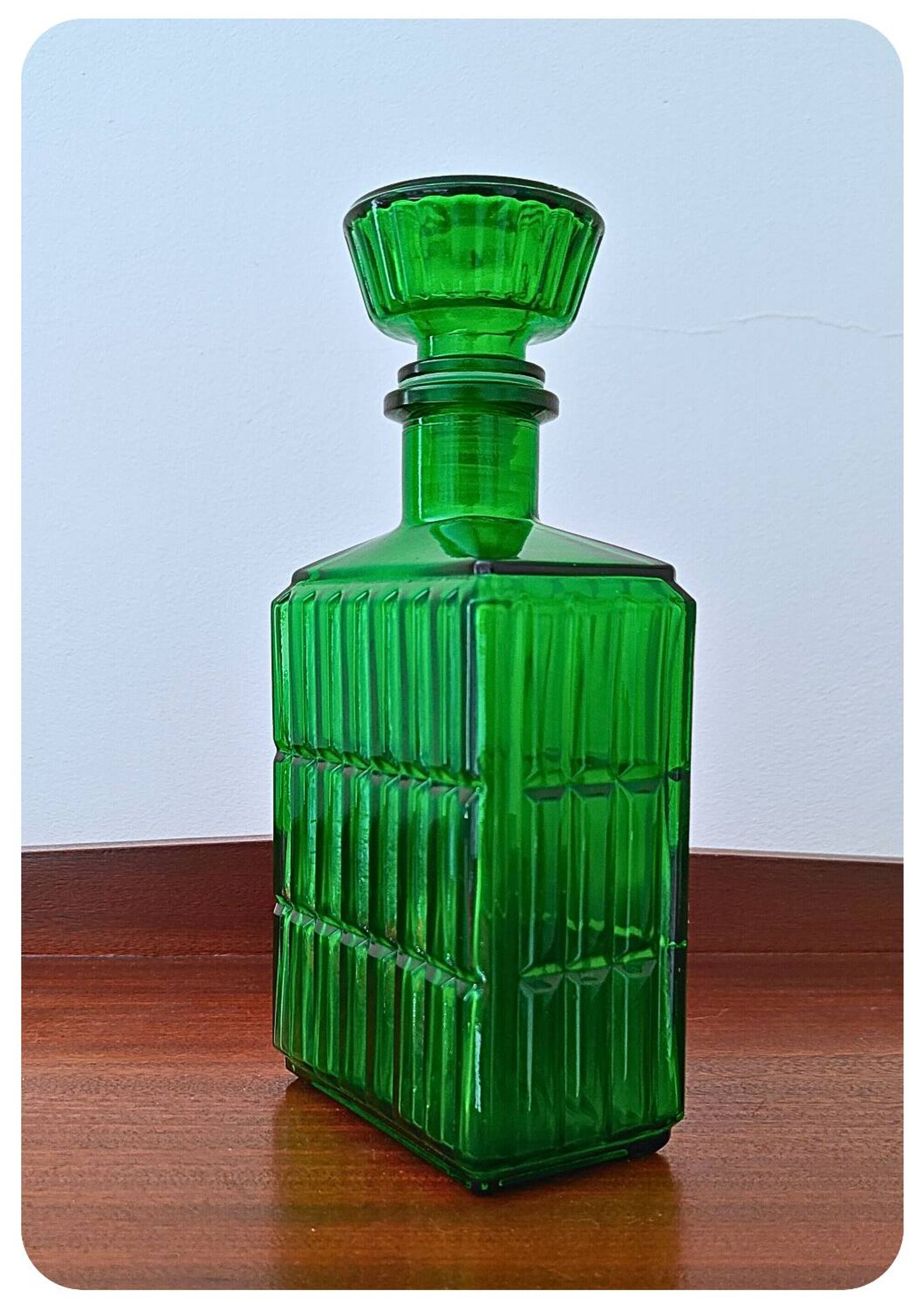 Midcentury Italian Green Glass Caraf/Bottle with Stopper, 1960s.