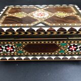 Music box in wood marquetry