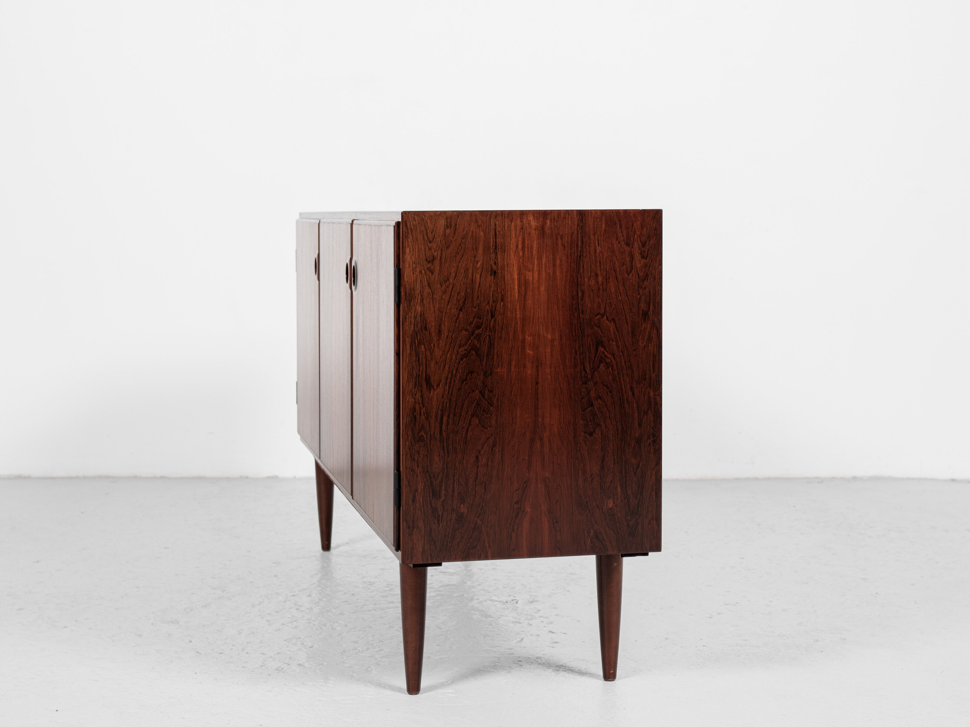 Midcentury danish sideboard with 3 doors in rosewood 1960s