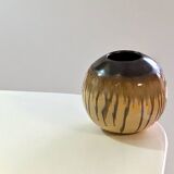 Glazed ceramic ball vase from the Broste Copenhagen brand