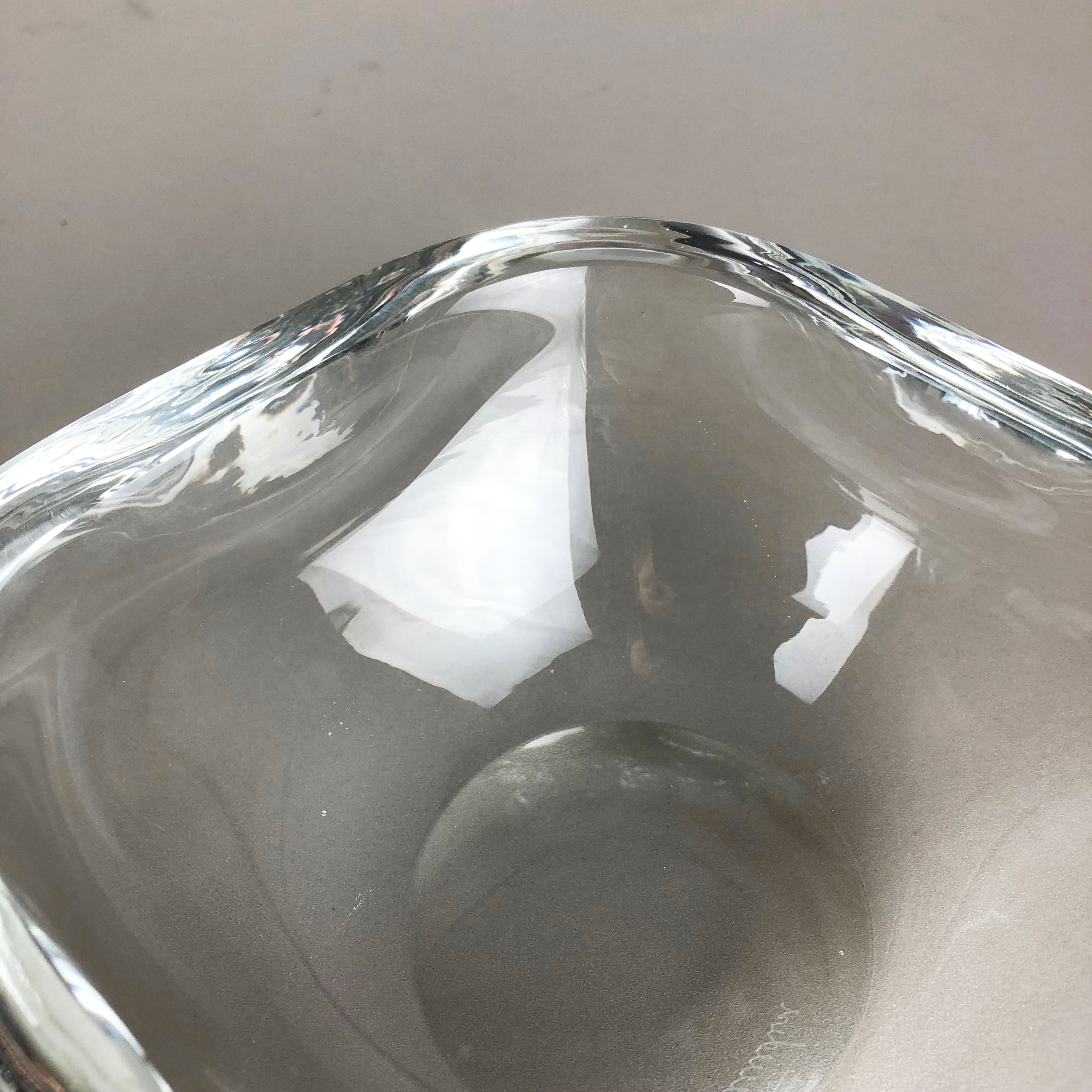 Murano clear glass shell bowl, by Gino Cenedese Italy, 1960