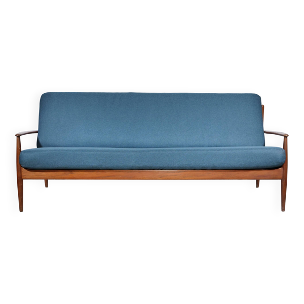 Canapé design Grete Jalk pour France & Son, teck, années 1960 — Beyit