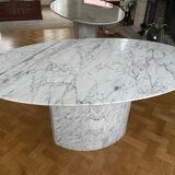 Restaurant to eat oval marble arabescato vintage Italy