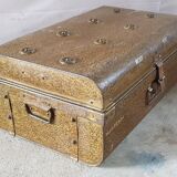 Colonial travel trunk