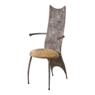 Chaise en métal post-modern