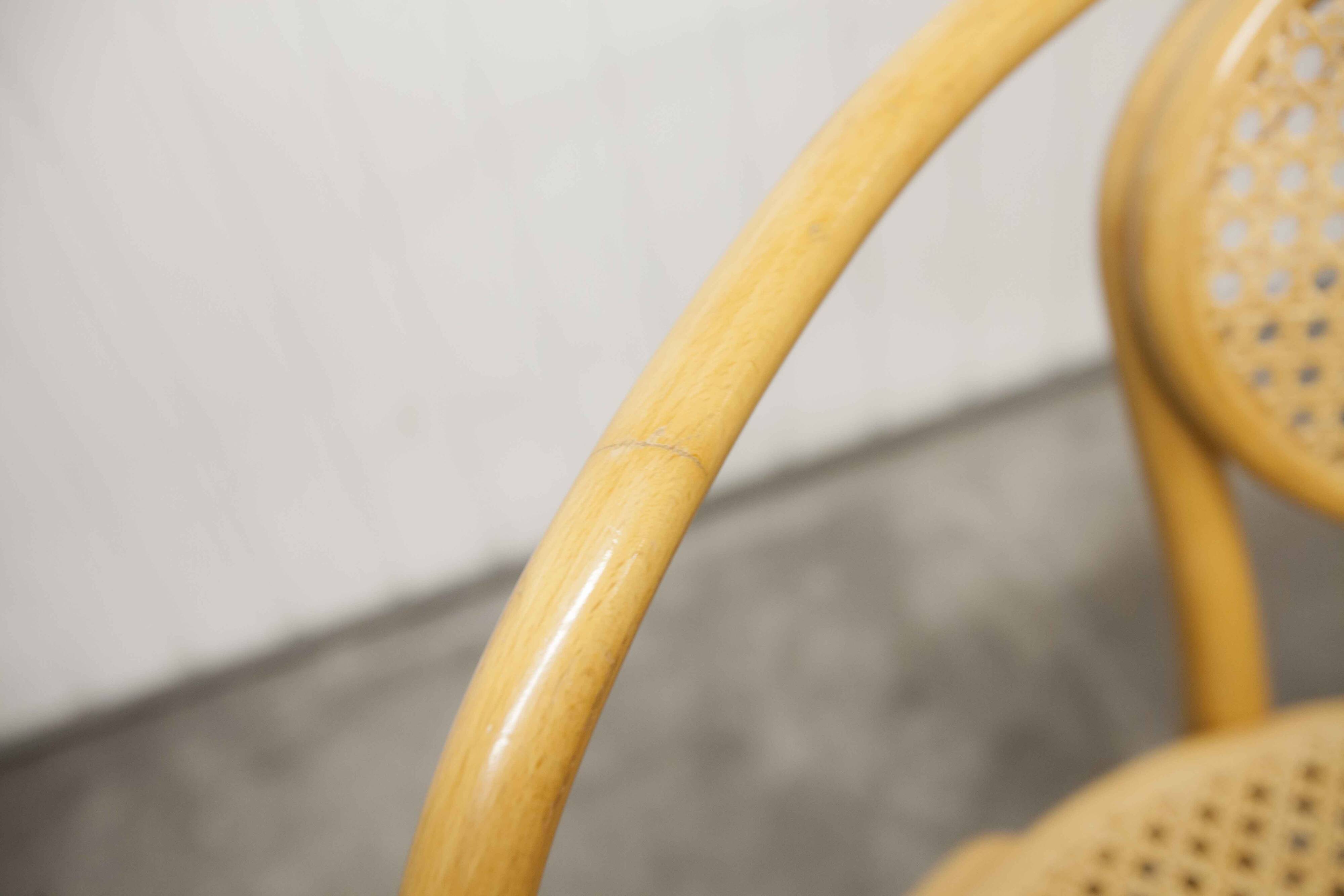 Fauteuil Thonet 210 R cannage couleur miel