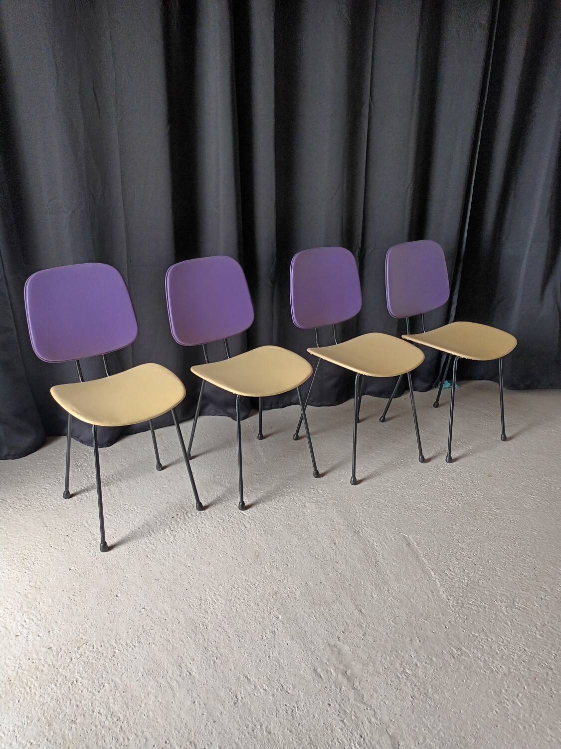 Série de 4 chaises vintage