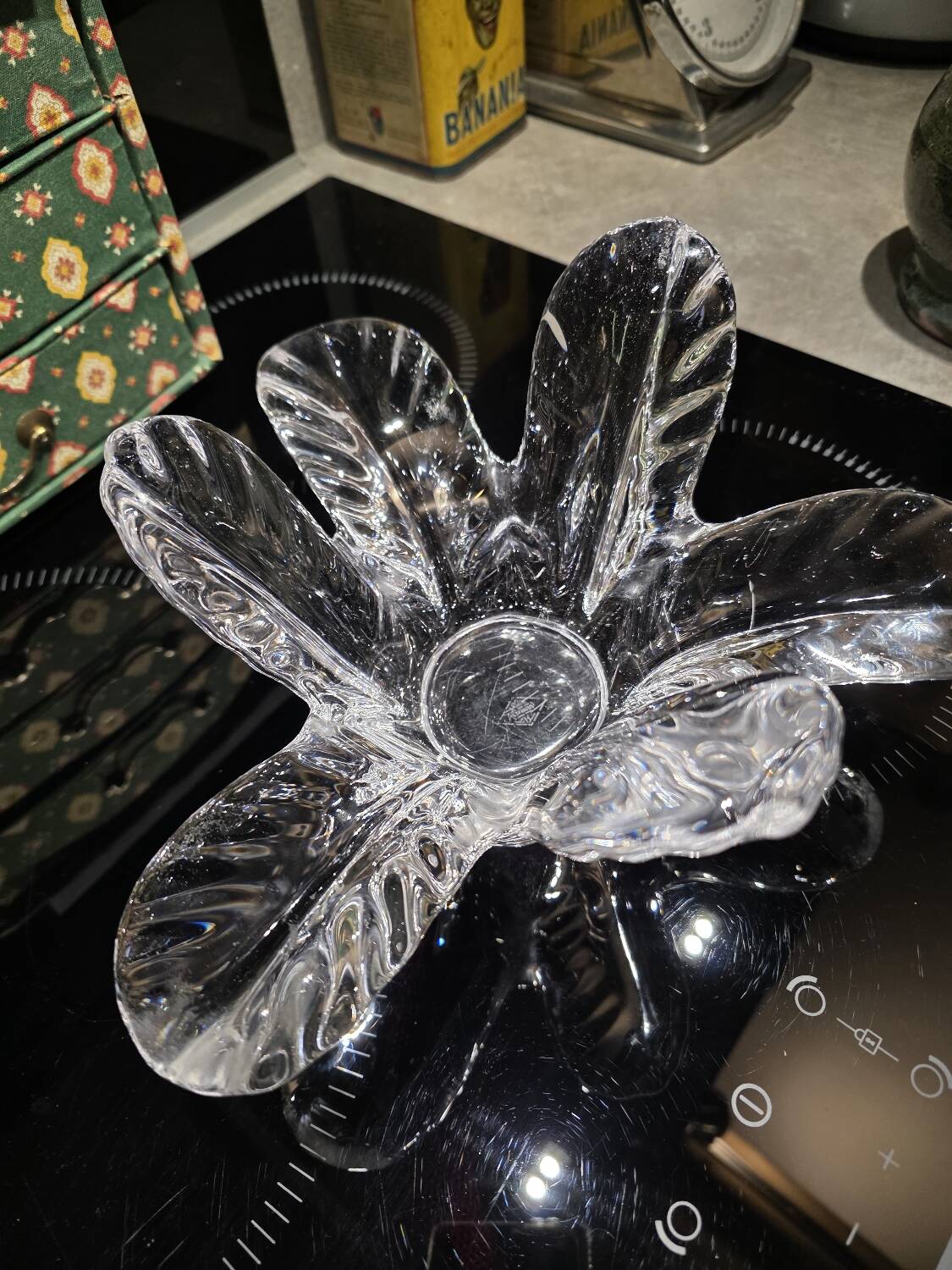 Crystal vide poche floral art from Vannes
