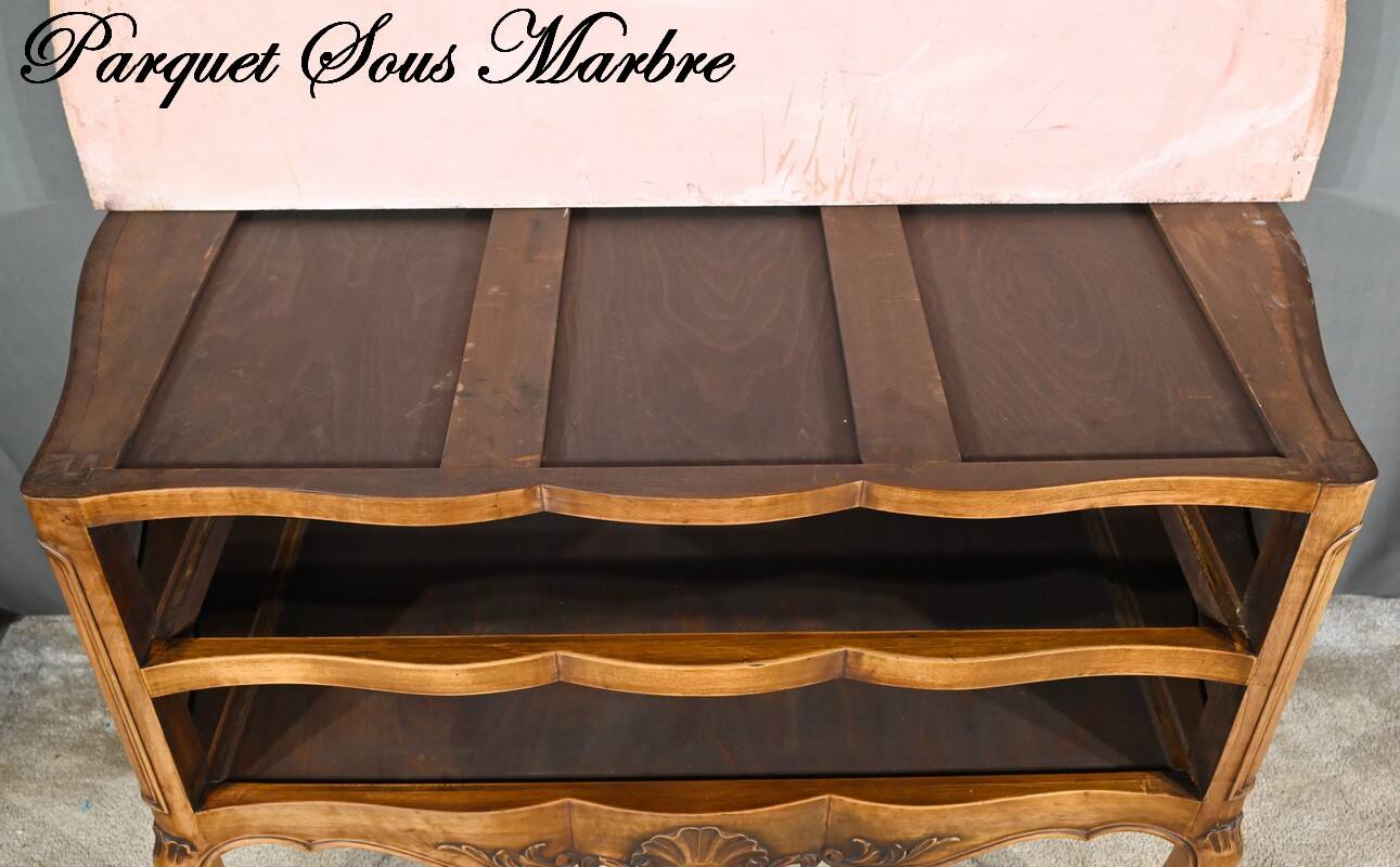 Walnut Sauté Crossbow Commode, Louis XV style – Early 20th century