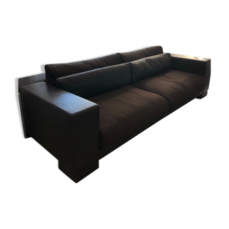 Poltrona Frau sofa