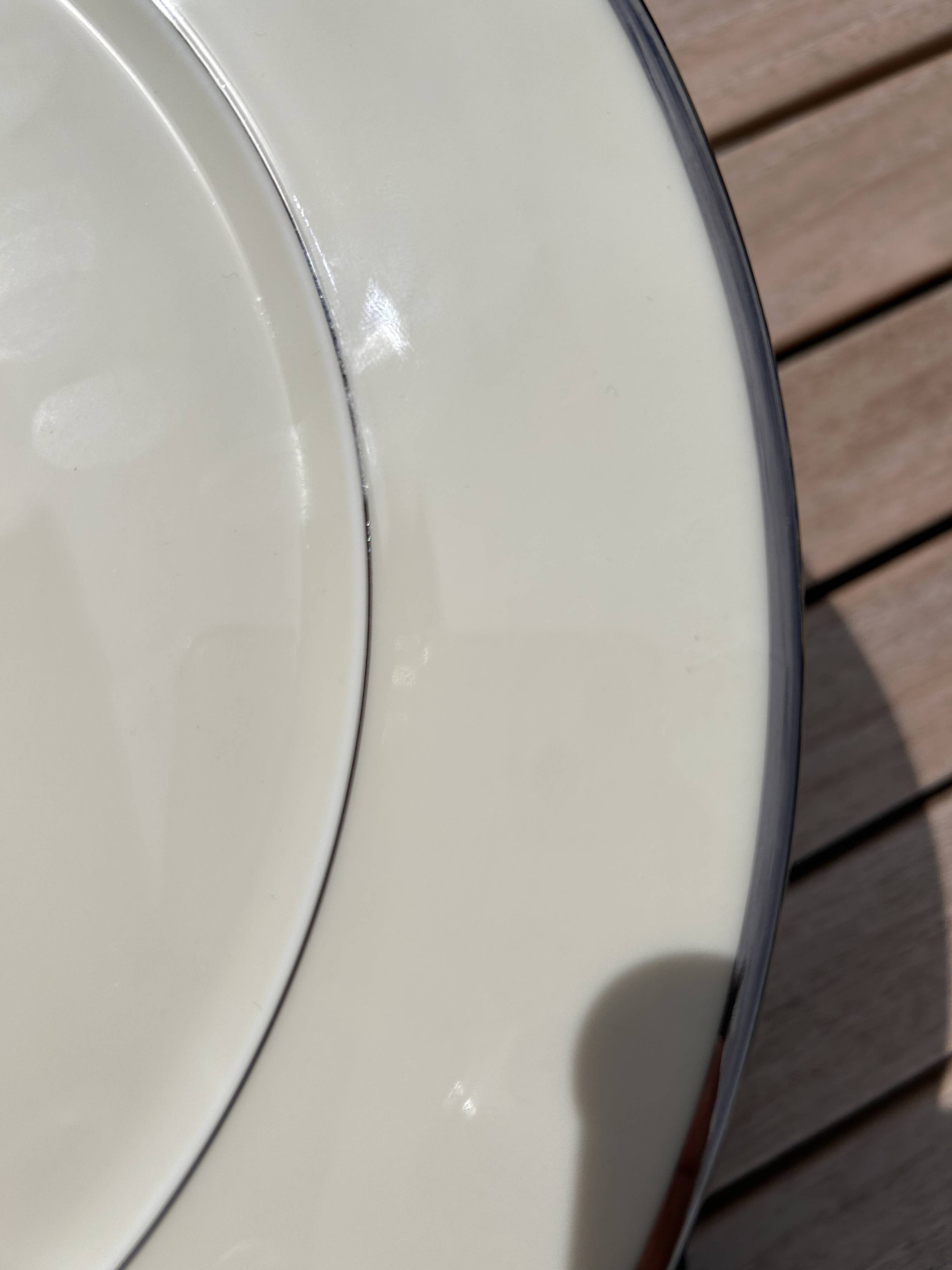 Large Tharaud plates in Limoges porcelain