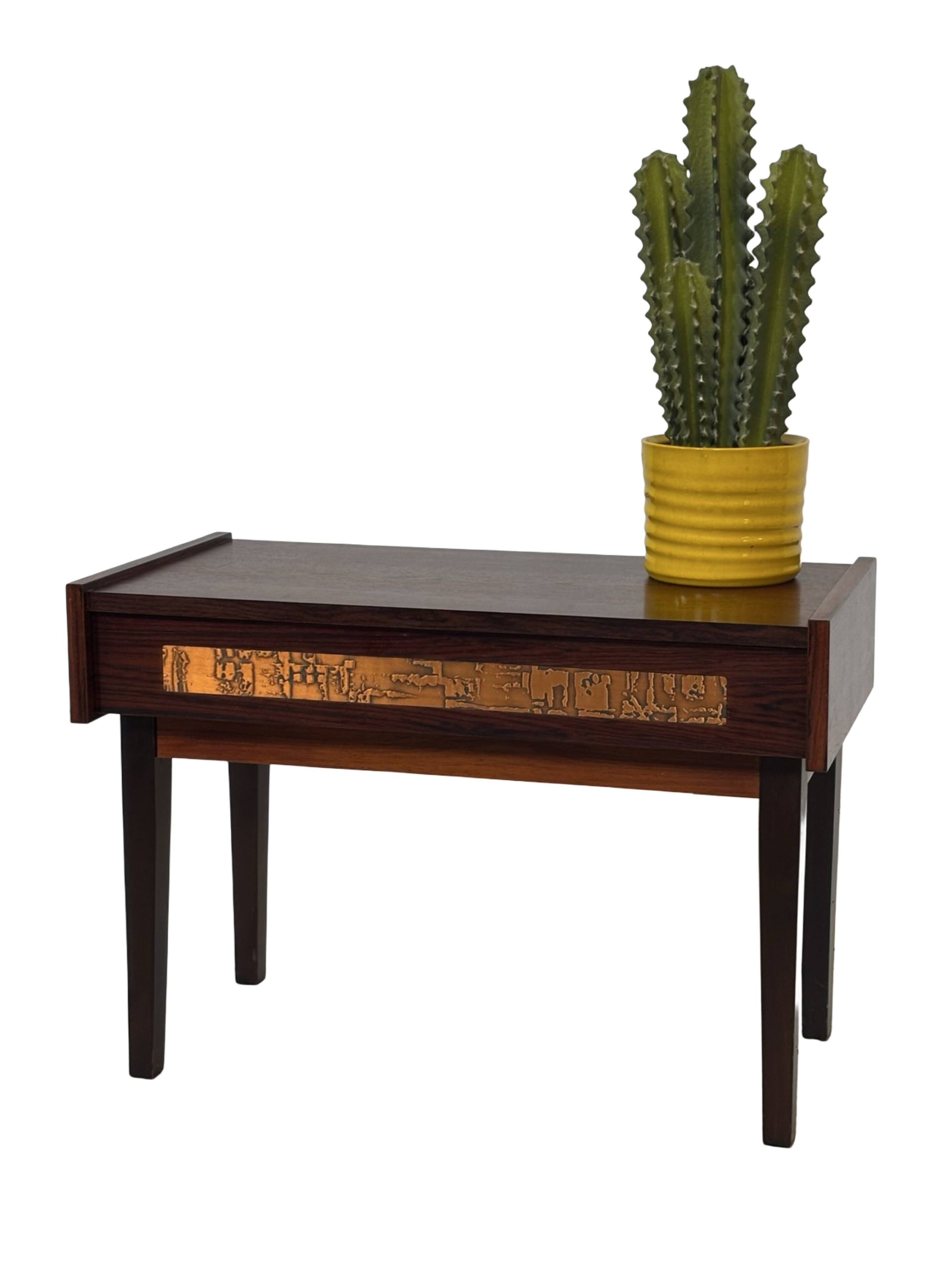 Commode vintage danoise en palissandre et laiton
