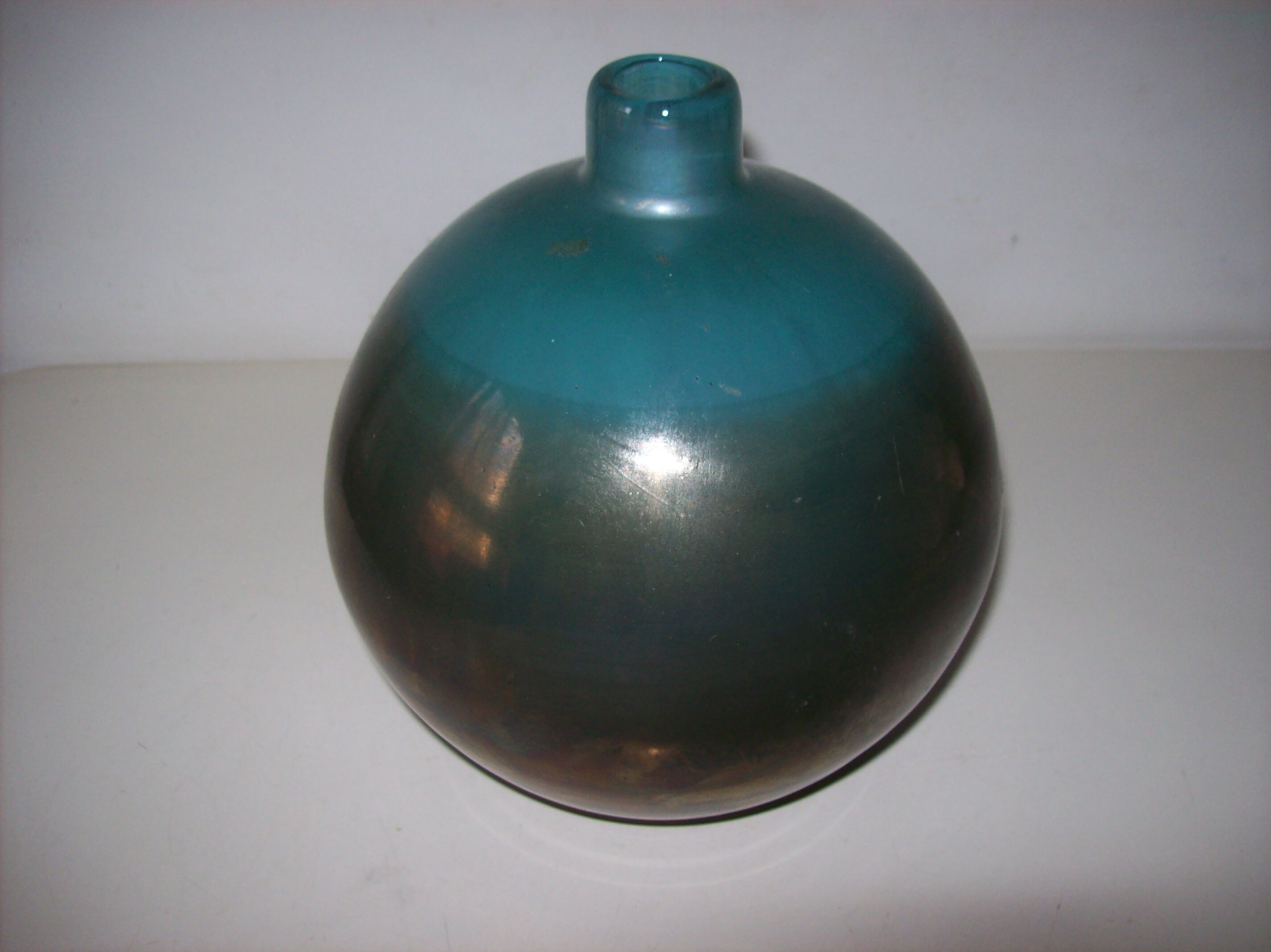 Soliflore ball vase