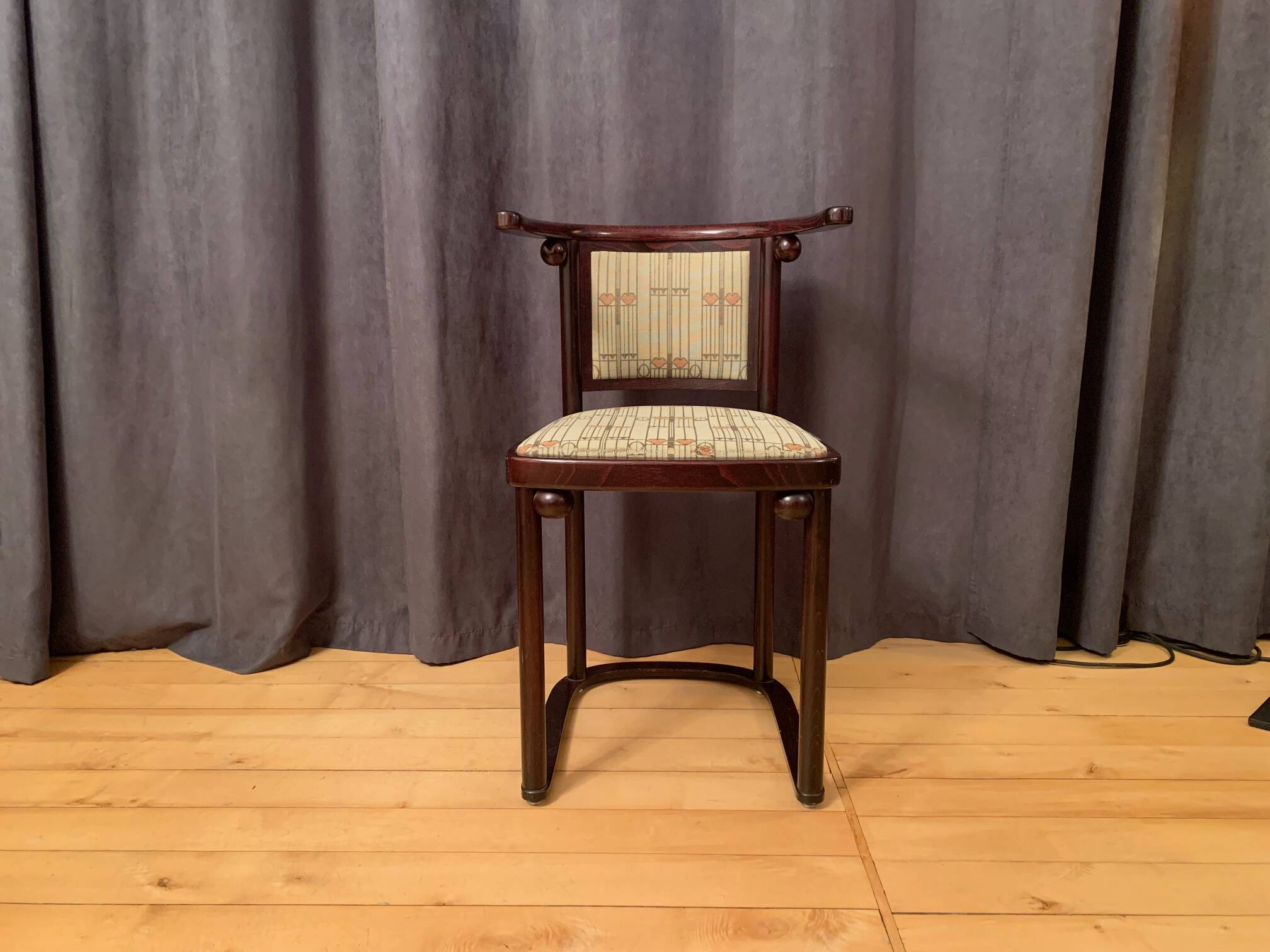 Fledermaus chair designed by Josef Hoffmann, Wittmann, Austria, 1970s.