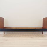 Lit en teck, design danois, années 1970, production : Danemark